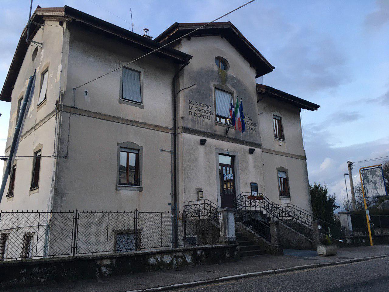 Immagine per Municipio di Savogna a prova di carrozzina, in primavera i lavori contro le barriere architettoniche